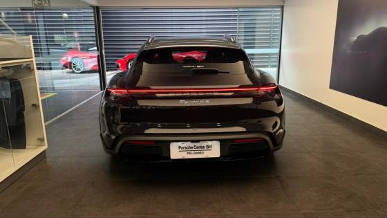 PORSCHE TAYCAN 4S CROSS TURISMO ELÉTRICO — foto 5