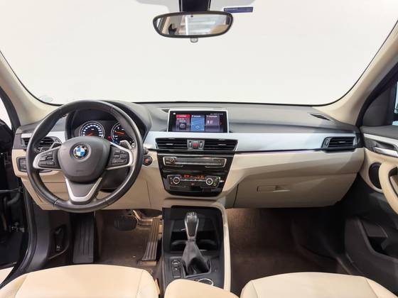 BMW X1 2.0 16V TURBO ACTIVEFLEX SDRIVE20I 4P AUTOMÁTICO — foto 9