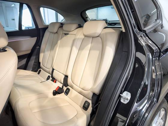 BMW X1 2.0 16V TURBO ACTIVEFLEX SDRIVE20I 4P AUTOMÁTICO — foto 14