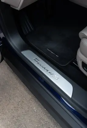 PORSCHE TAYCAN 4S ELÉTRICO — foto 7