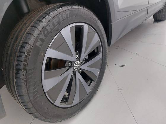VOLKSWAGEN TAOS 1.4 250 TSI TOTAL FLEX COMFORTLINE AUTOMÁTICO — foto 14