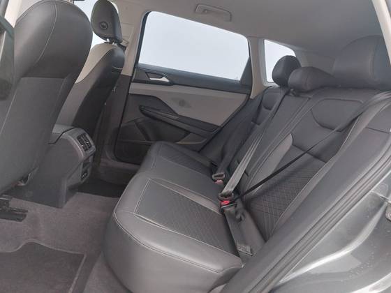 VOLKSWAGEN TAOS 1.4 250 TSI TOTAL FLEX COMFORTLINE AUTOMÁTICO — foto 17