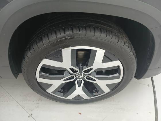 VOLKSWAGEN TAOS 1.4 250 TSI TOTAL FLEX HIGHLINE AUTOMÁTICO — foto 13