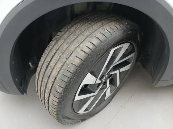 VOLKSWAGEN T-CROSS 1.0 200 TSI TOTAL FLEX COMFORTLINE AUTOMÁTICO — foto 11