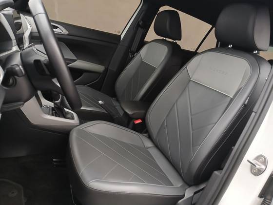 VOLKSWAGEN T-CROSS 1.0 200 TSI TOTAL FLEX COMFORTLINE AUTOMÁTICO — foto 16