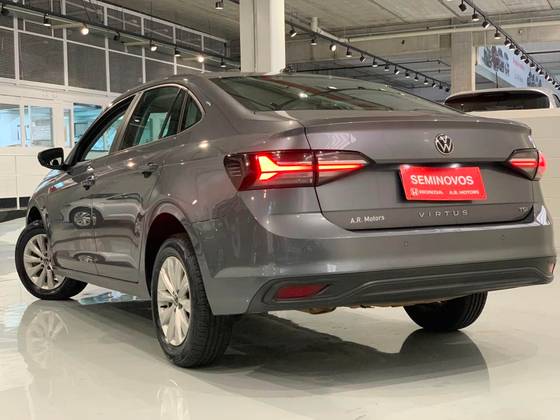 VOLKSWAGEN VIRTUS 1.0 170 TSI AUTOMÁTICO — foto 4