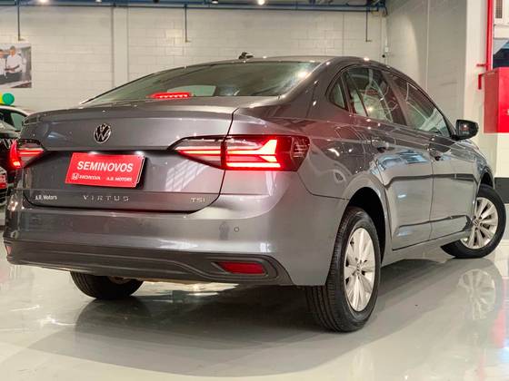 VOLKSWAGEN VIRTUS 1.0 170 TSI AUTOMÁTICO — foto 6