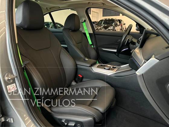 BMW 320i 2.0 16V TURBO FLEX SPORT GP AUTOMÁTICO — foto 19
