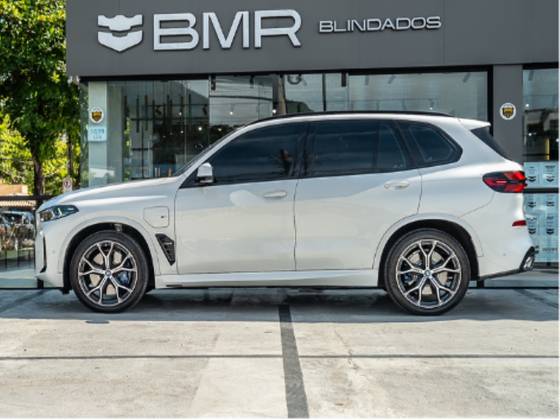 BMW X5 3.0 I6 TURBO HÍBRIDO XDRIVE50E M SPORT AUTOMÁTICO — foto 3