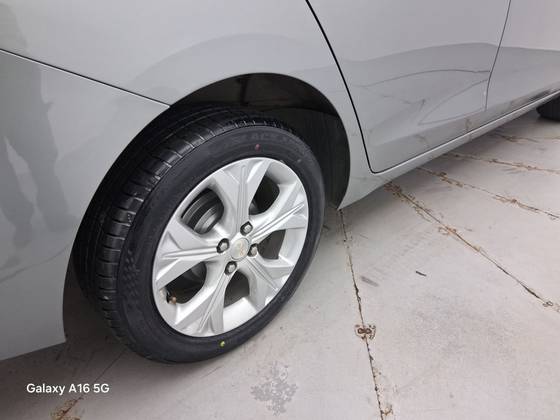 CHEVROLET ONIX 1.0 TURBO FLEX LTZ AUTOMÁTICO — foto 14