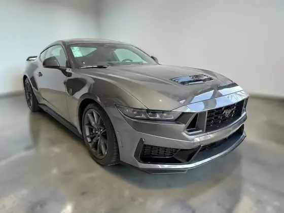 Carro 5.0 V8 GASOLINA DARK HORSE SELECTSHIFT