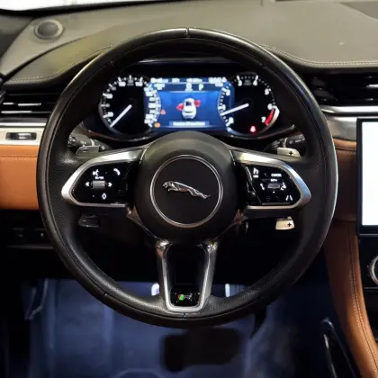 JAGUAR F-PACE 3.0 P340 MHEV R-DYNAMIC SE AWD AUTOMÁTICO — foto 2
