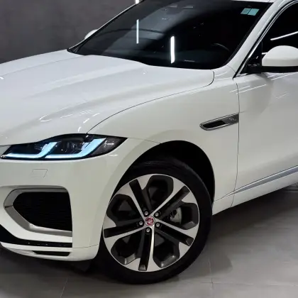 JAGUAR F-PACE 3.0 P340 MHEV R-DYNAMIC SE AWD AUTOMÁTICO — foto 9