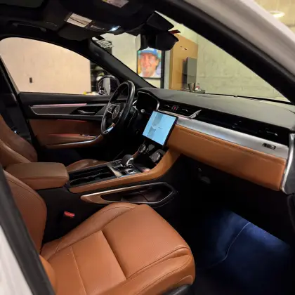 JAGUAR F-PACE 3.0 P340 MHEV R-DYNAMIC SE AWD AUTOMÁTICO — foto 12