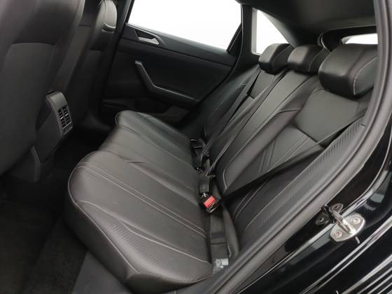VOLKSWAGEN NIVUS 1.0 200 TSI TOTAL FLEX HIGHLINE AUTOMÁTICO — foto 17
