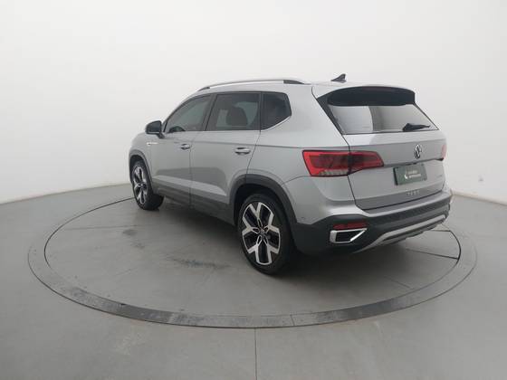 VOLKSWAGEN TAOS 1.4 250 TSI TOTAL FLEX HIGHLINE AUTOMÁTICO — foto 3