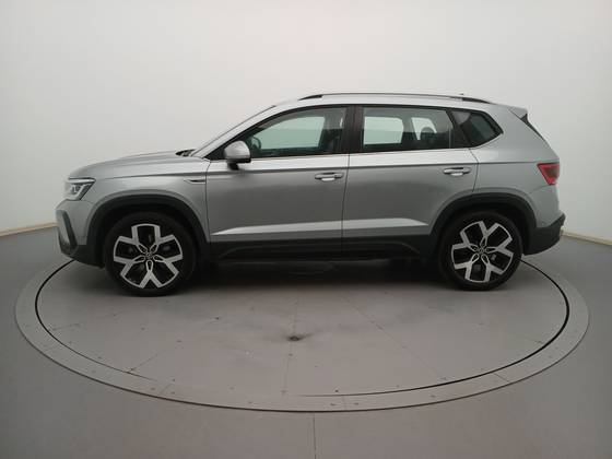 VOLKSWAGEN TAOS 1.4 250 TSI TOTAL FLEX HIGHLINE AUTOMÁTICO — foto 2