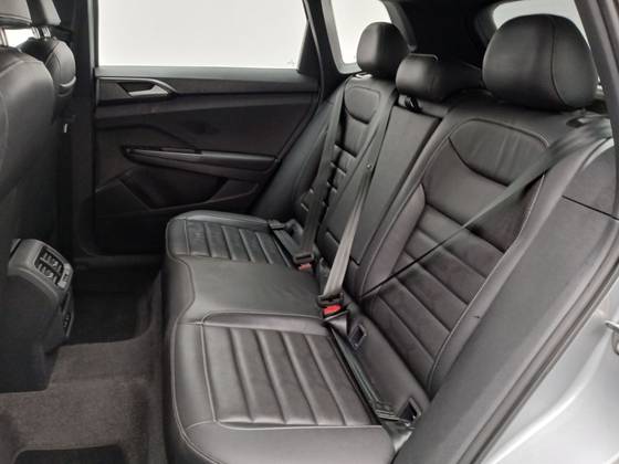 VOLKSWAGEN TAOS 1.4 250 TSI TOTAL FLEX HIGHLINE AUTOMÁTICO — foto 17