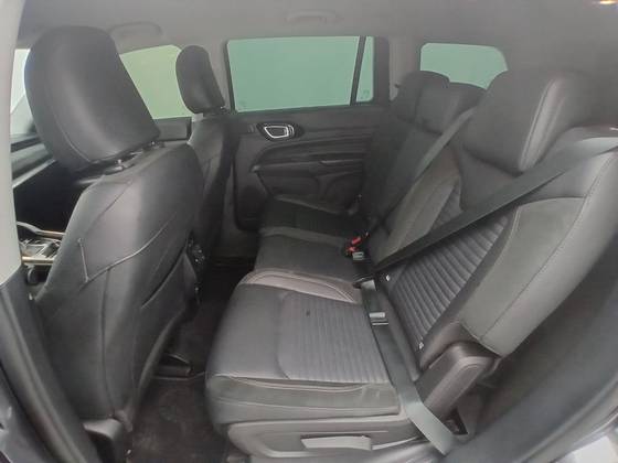 JEEP COMMANDER 1.3 T270 TURBO FLEX LIMITED AT6 — foto 17