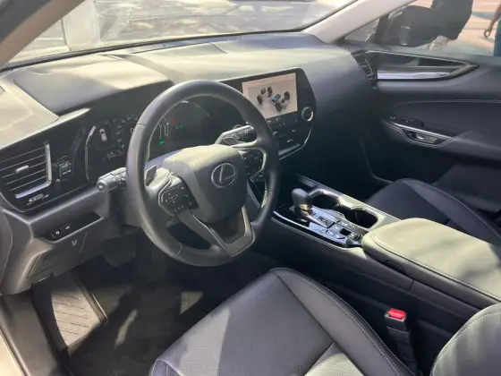 LEXUS NX 350h 2.5 16V VVT-I HYBRID DYNAMIC CVT AWD — foto 14