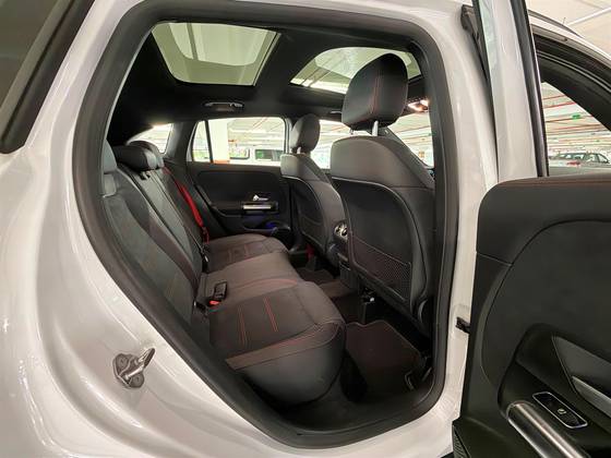MERCEDES-BENZ GLA 35 AMG 2.0 CGI GASOLINA 4MATIC SPEEDSHIFT — foto 8