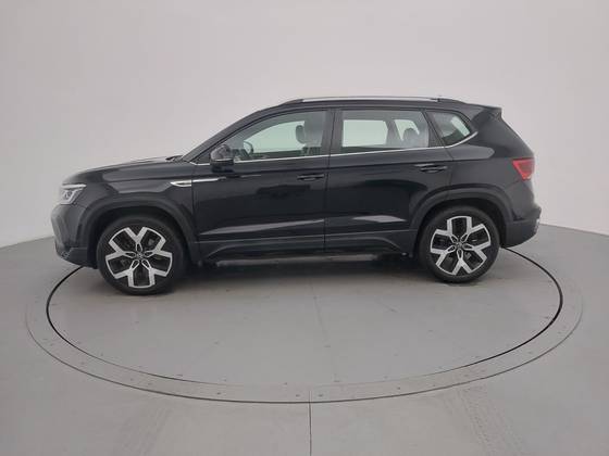 VOLKSWAGEN TAOS 1.4 250 TSI TOTAL FLEX HIGHLINE AUTOMÁTICO — foto 2