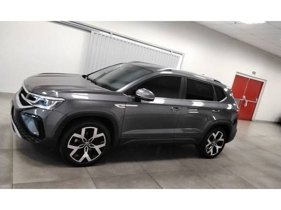 VOLKSWAGEN TAOS 1.4 250 TSI TOTAL FLEX HIGHLINE AUTOMÁTICO — foto 4