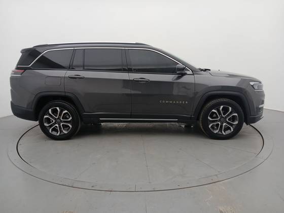 JEEP COMMANDER 1.3 T270 TURBO FLEX LIMITED AT6 — foto 6