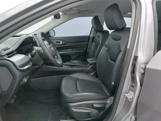 JEEP COMPASS 1.3 T270 TURBO FLEX LONGITUDE AT6 — foto 16
