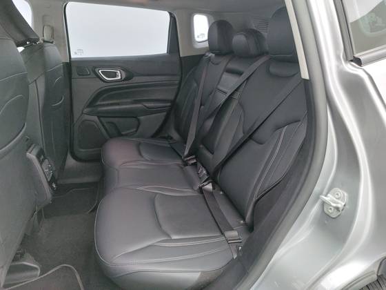 JEEP COMPASS 1.3 T270 TURBO FLEX LONGITUDE AT6 — foto 17