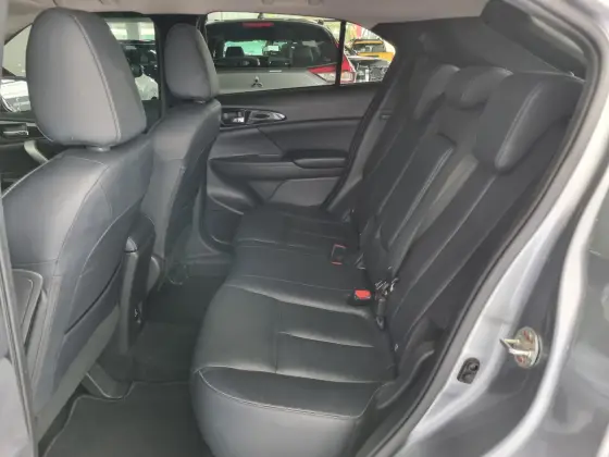 MITSUBISHI ECLIPSE CROSS 1.5 MIVEC TURBO GASOLINA HPE-S CVT — foto 8