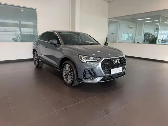 AUDI Q3 2.0 40 TFSI GASOLINA SPORTBACK PERFORMANCE QUATTRO TIPTRONIC — foto 4