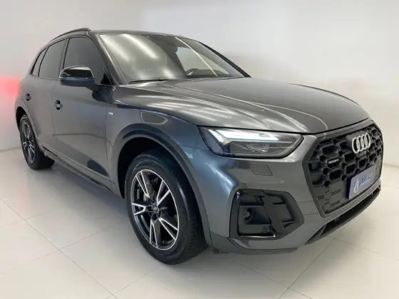 AUDI Q5 2.0 55 TFSIE PHEV PERFORMANCE BLACK QUATTRO S TRONIC AUDI Q5 2.0 55 TFSIE PHEV PERFORMANCE BLACK QUATTRO S TRONIC