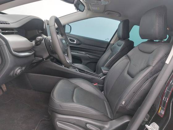JEEP COMPASS 1.3 T270 TURBO FLEX LONGITUDE AT6 — foto 16