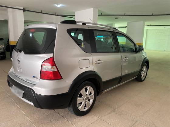 NISSAN LIVINA 1.8 SL X-GEAR 16V FLEX 4P AUTOMÁTICO — foto 6