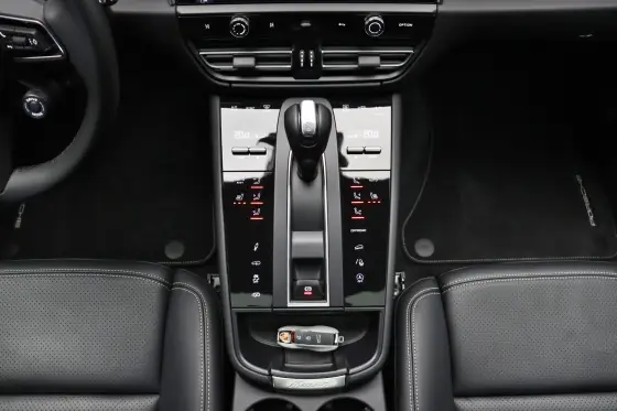 PORSCHE MACAN 2.9 V6 BITURBO GASOLINA GTS PDK — foto 17