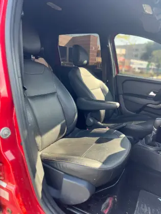 RENAULT OROCH 1.3 TCE FLEX OUTSIDER X-TRONIC — foto 11