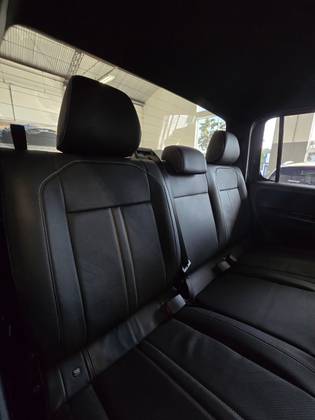 VOLKSWAGEN AMAROK 3.0 V6 TDI DIESEL HIGHLINE CD 4MOTION AUTOMÁTICO — foto 13