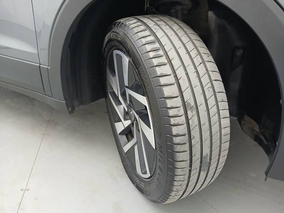 VOLKSWAGEN T-CROSS 1.0 200 TSI TOTAL FLEX COMFORTLINE AUTOMÁTICO — foto 13