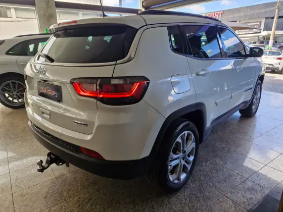 JEEP COMPASS 2.0 TD350 TURBO DIESEL LONGITUDE AT9 — foto 4