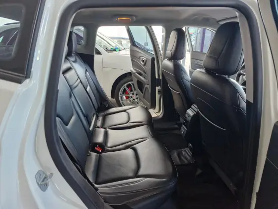 JEEP COMPASS 2.0 TD350 TURBO DIESEL LONGITUDE AT9 — foto 10