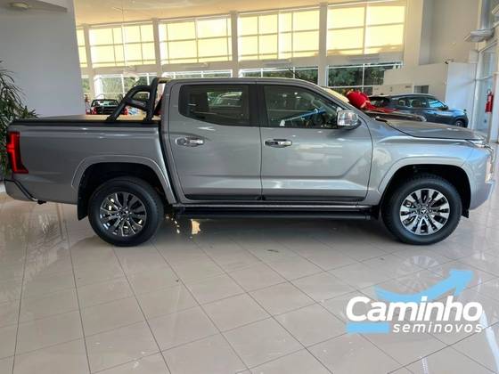 MITSUBISHI TRITON 2.4 BITURBO DIESEL CD HPE 4X4 AUTOMÁTICO — foto 4