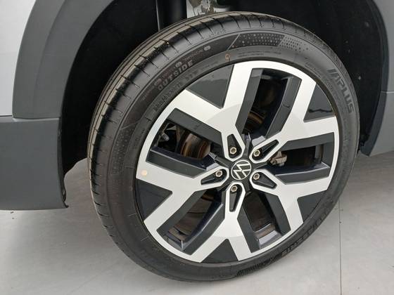 VOLKSWAGEN TAOS 1.4 250 TSI TOTAL FLEX HIGHLINE AUTOMÁTICO — foto 14