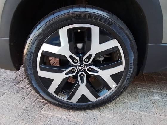 VOLKSWAGEN TAOS 1.4 250 TSI TOTAL FLEX HIGHLINE AUTOMÁTICO — foto 17