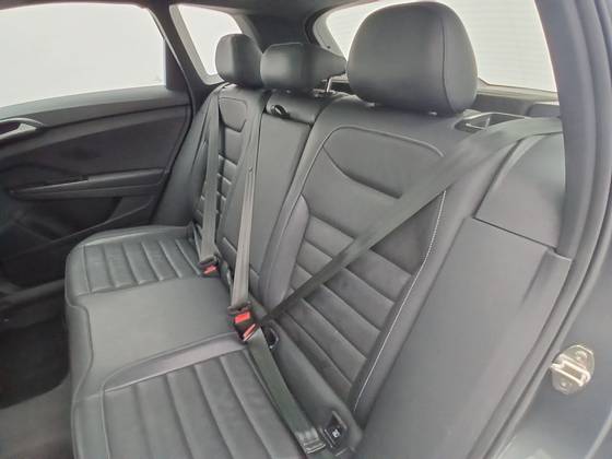 VOLKSWAGEN TAOS 1.4 250 TSI TOTAL FLEX HIGHLINE AUTOMÁTICO — foto 17