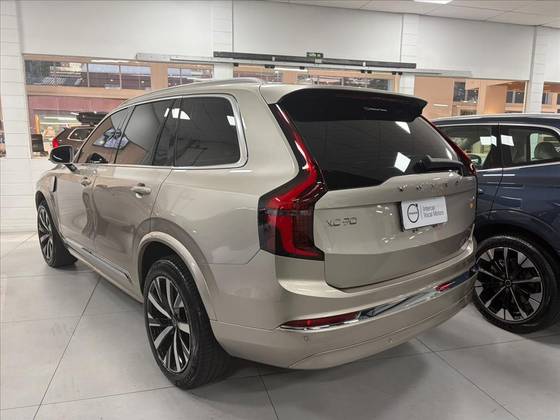 VOLVO XC90 2.0 T8 PHEV PLUS AWD GEARTRONIC — foto 4