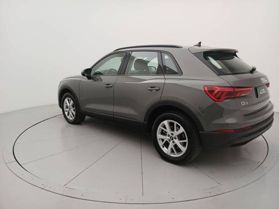 AUDI Q3 2.0 40 TFSI GASOLINA PRESTIGE QUATTRO TIPTRONIC — foto 3