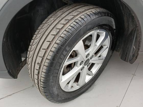 AUDI Q3 2.0 40 TFSI GASOLINA PRESTIGE QUATTRO TIPTRONIC — foto 11