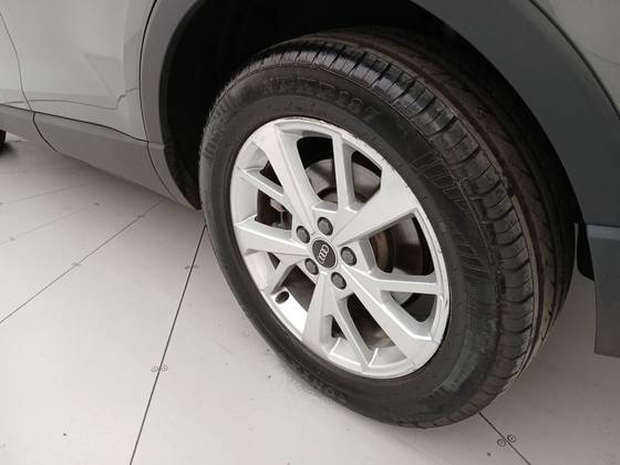 AUDI Q3 2.0 40 TFSI GASOLINA PRESTIGE QUATTRO TIPTRONIC — foto 12