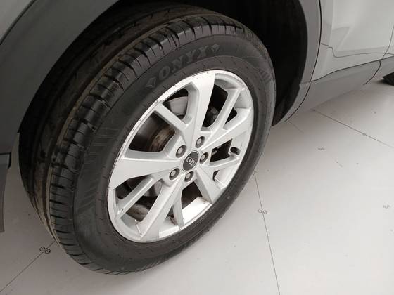 AUDI Q3 2.0 40 TFSI GASOLINA PRESTIGE QUATTRO TIPTRONIC — foto 14